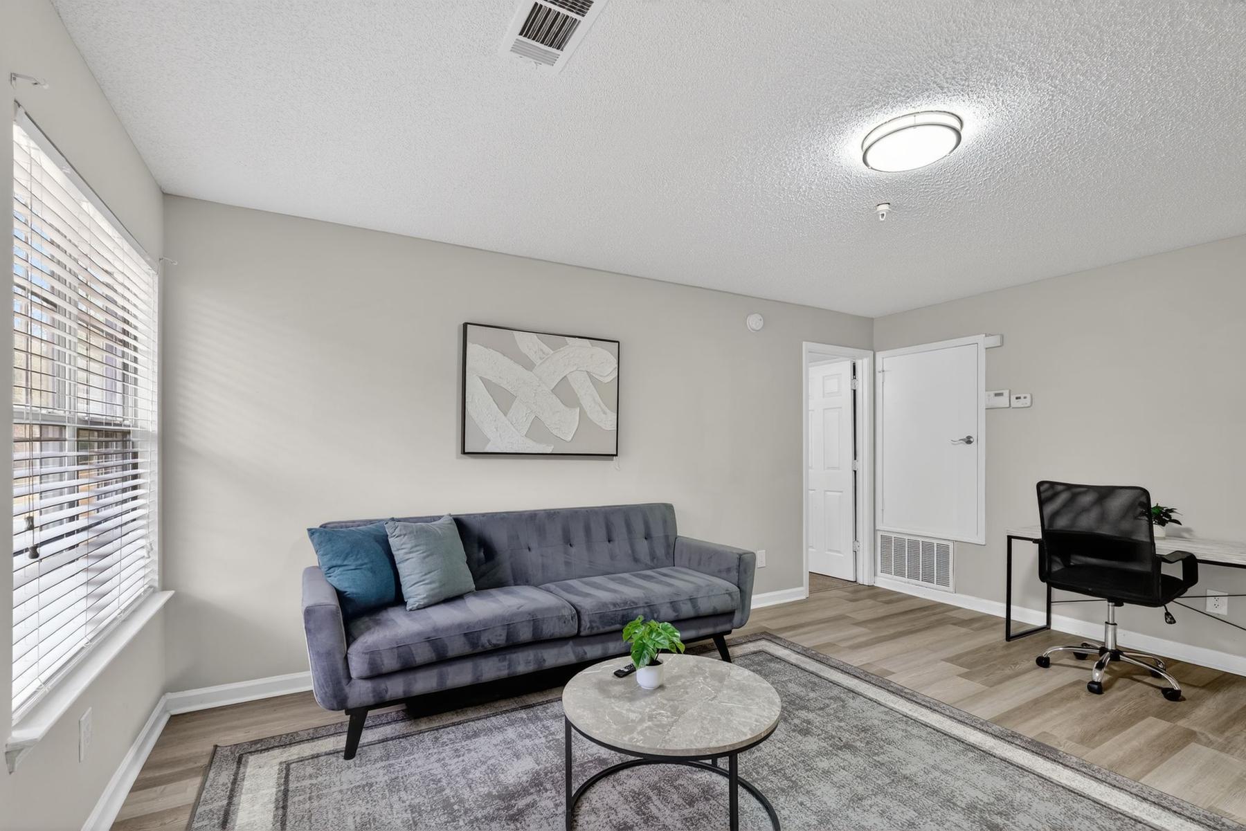 Ballantyne Commons apartment 1401 photo 4