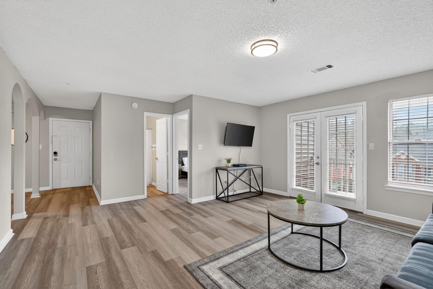 Ballantyne Commons apartment 1408 photo 4