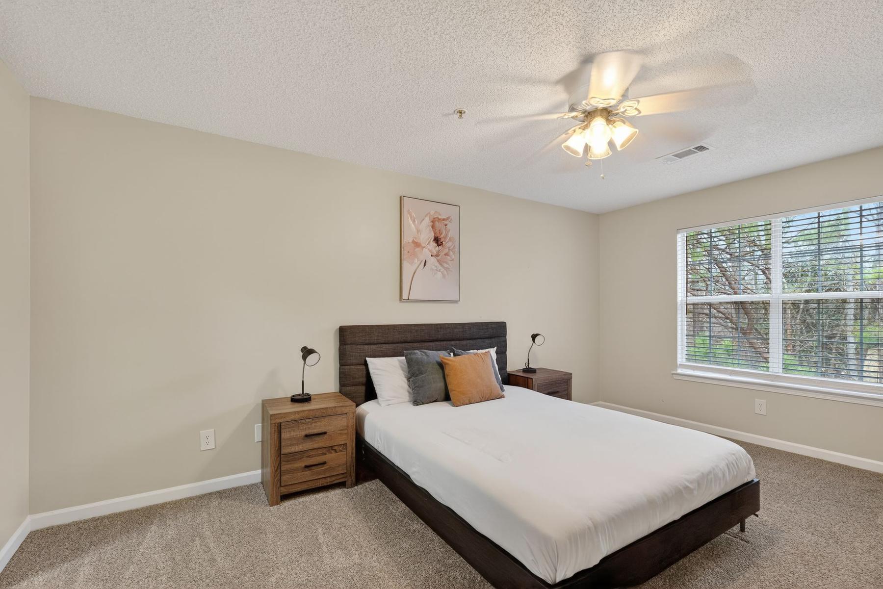 Ballantyne Commons apartment 404 photo 2