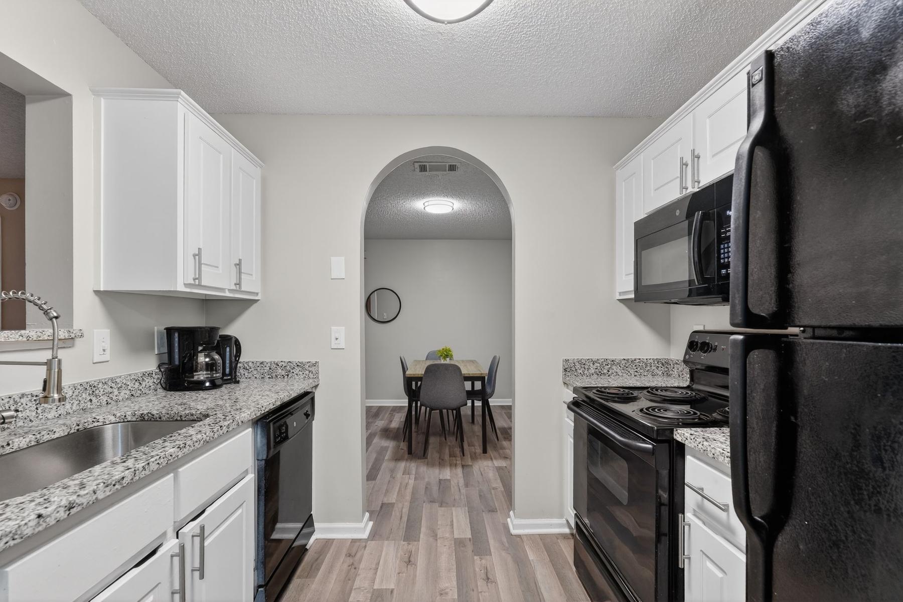 Ballantyne Commons apartment 404 photo 3