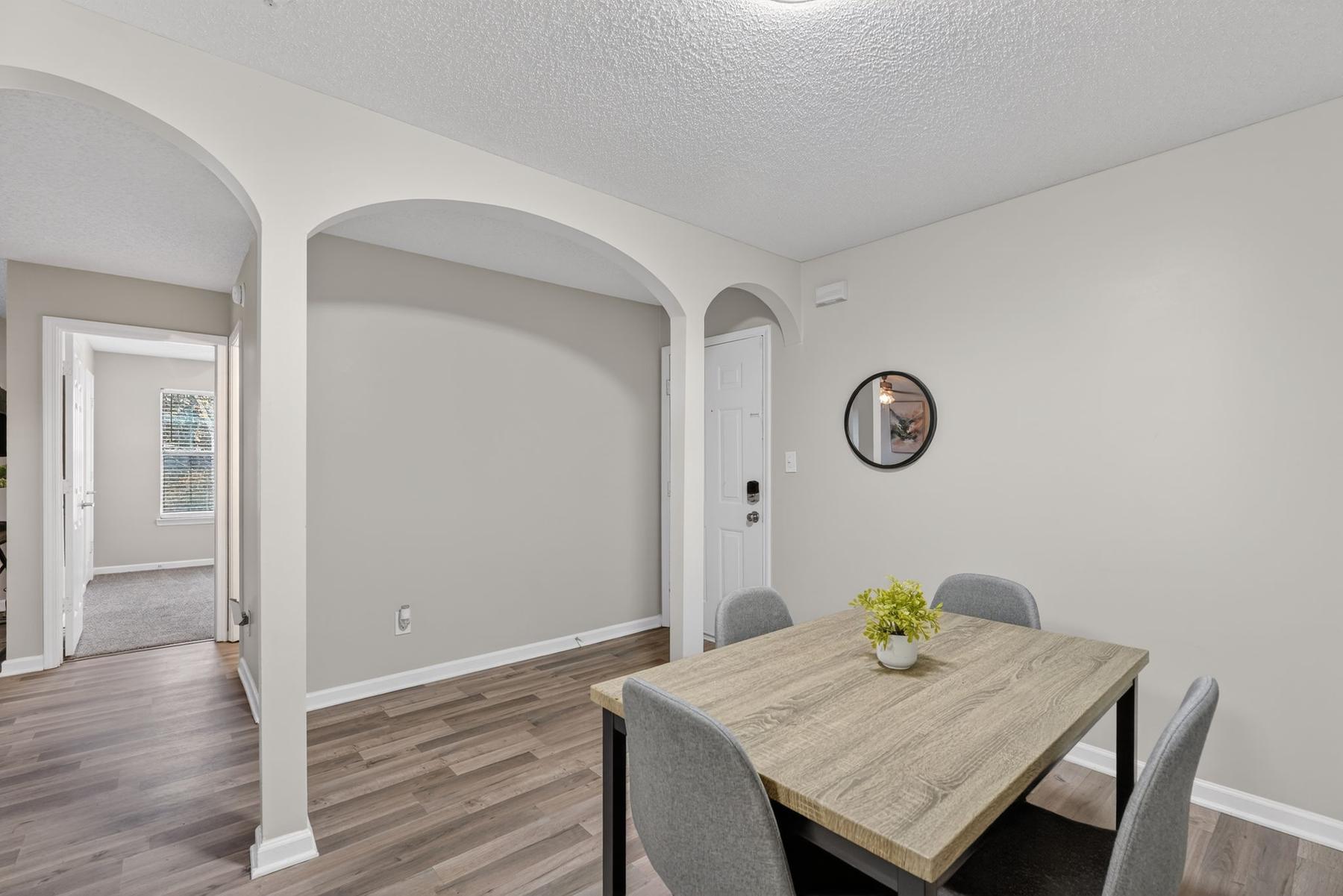 Ballantyne Commons apartment 404 photo 5