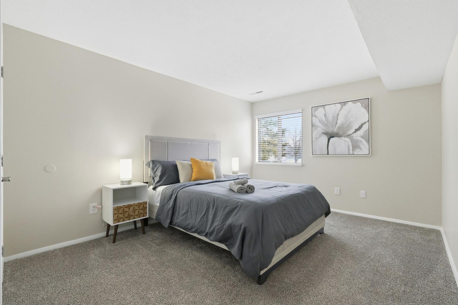 Northwoods apartment 128-2D photo 2