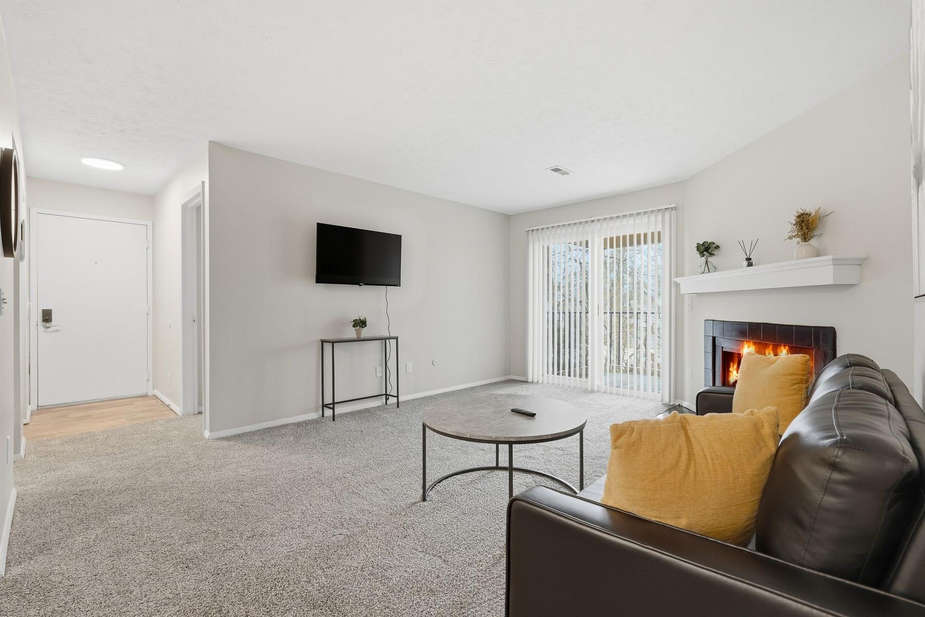Northwoods apartment 144-2C photo 5