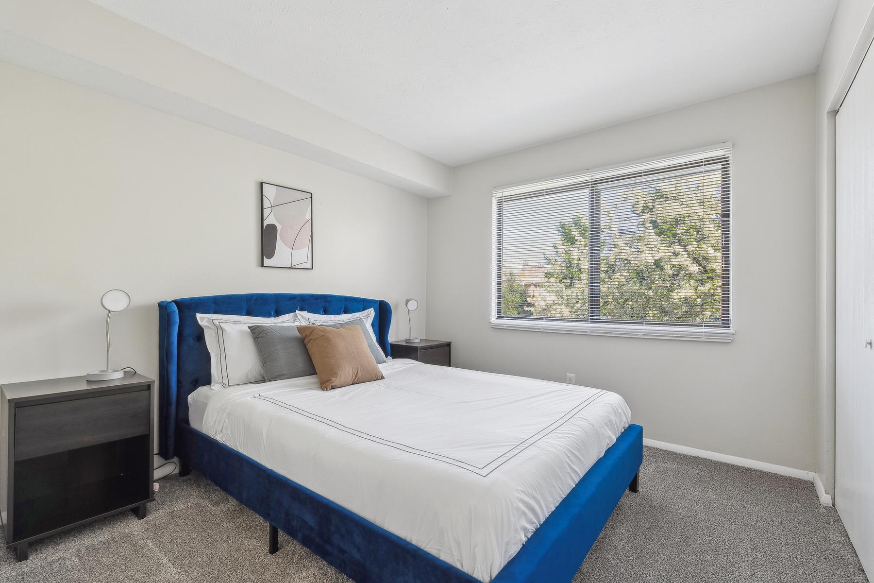 Northwoods apartment 8083-2D photo 2
