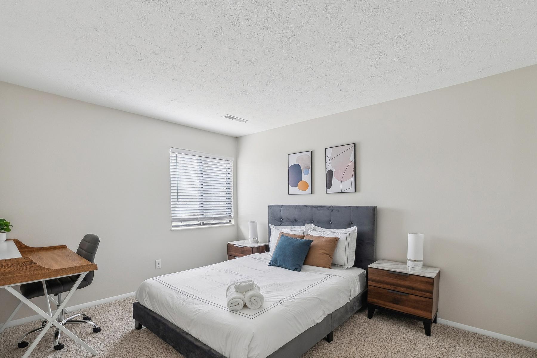 Northwoods apartment 8087-3C photo 2