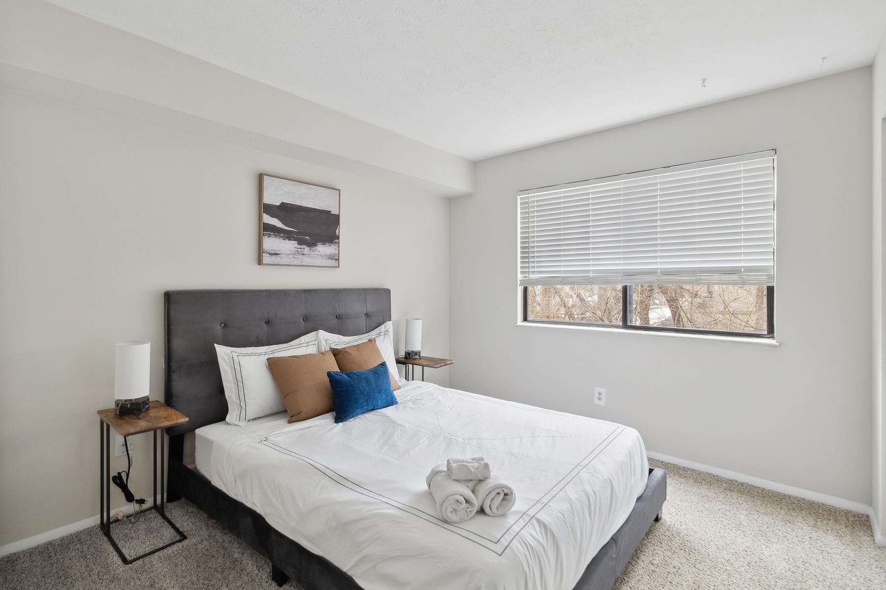 Northwoods apartment 8091-2A photo 2