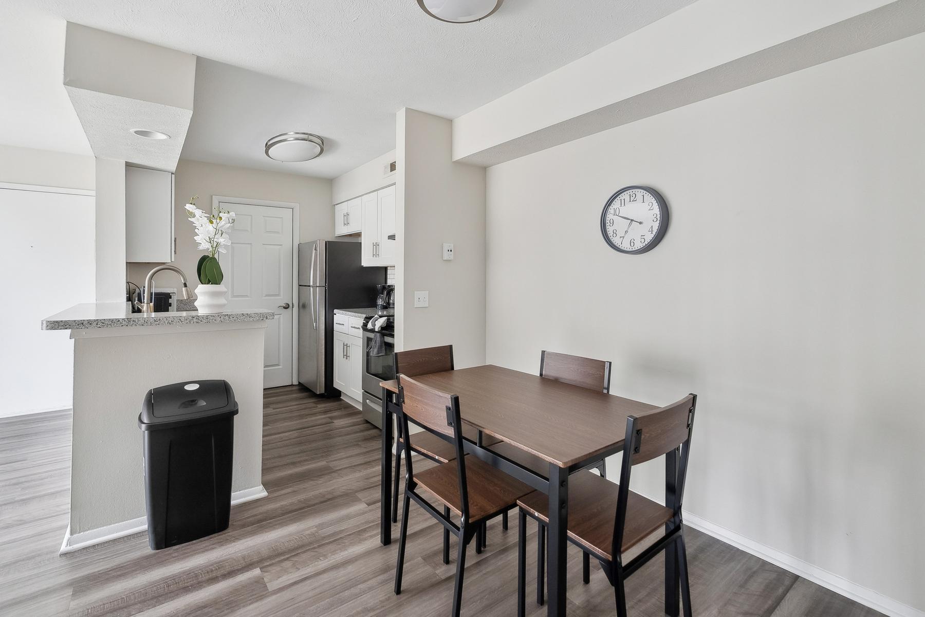 Northwoods apartment 8091-2A photo 5
