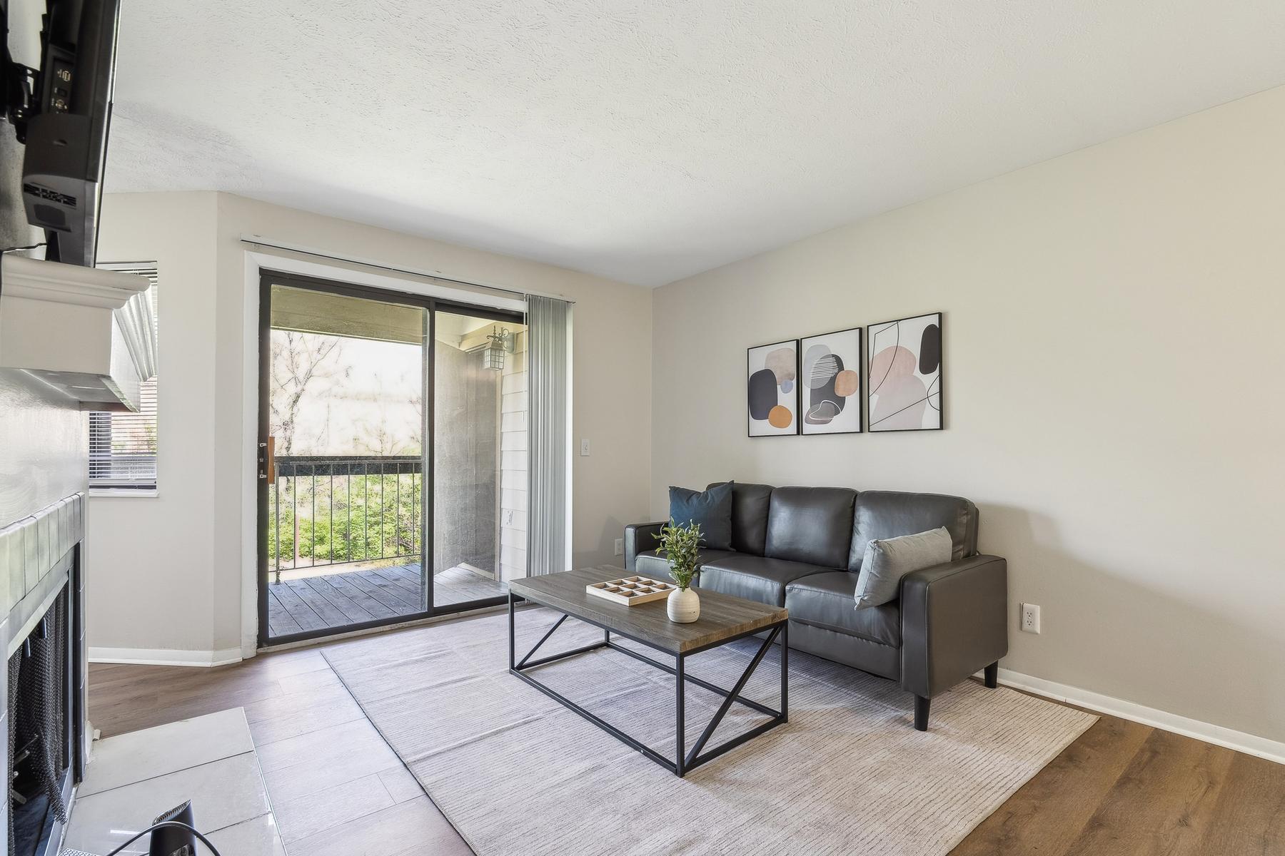 Northwoods apartment 8122-3B