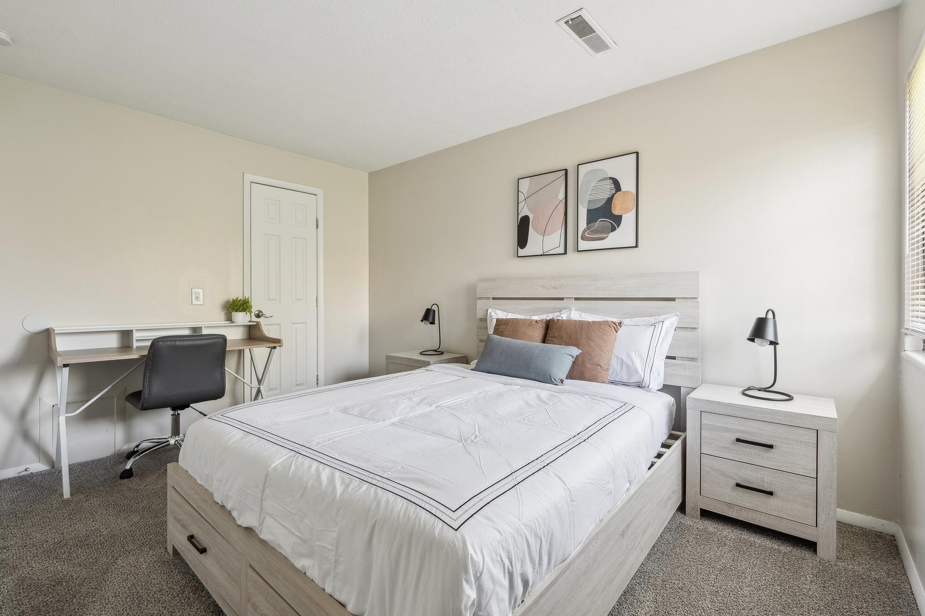 Northwoods apartment 8122-3B photo 2
