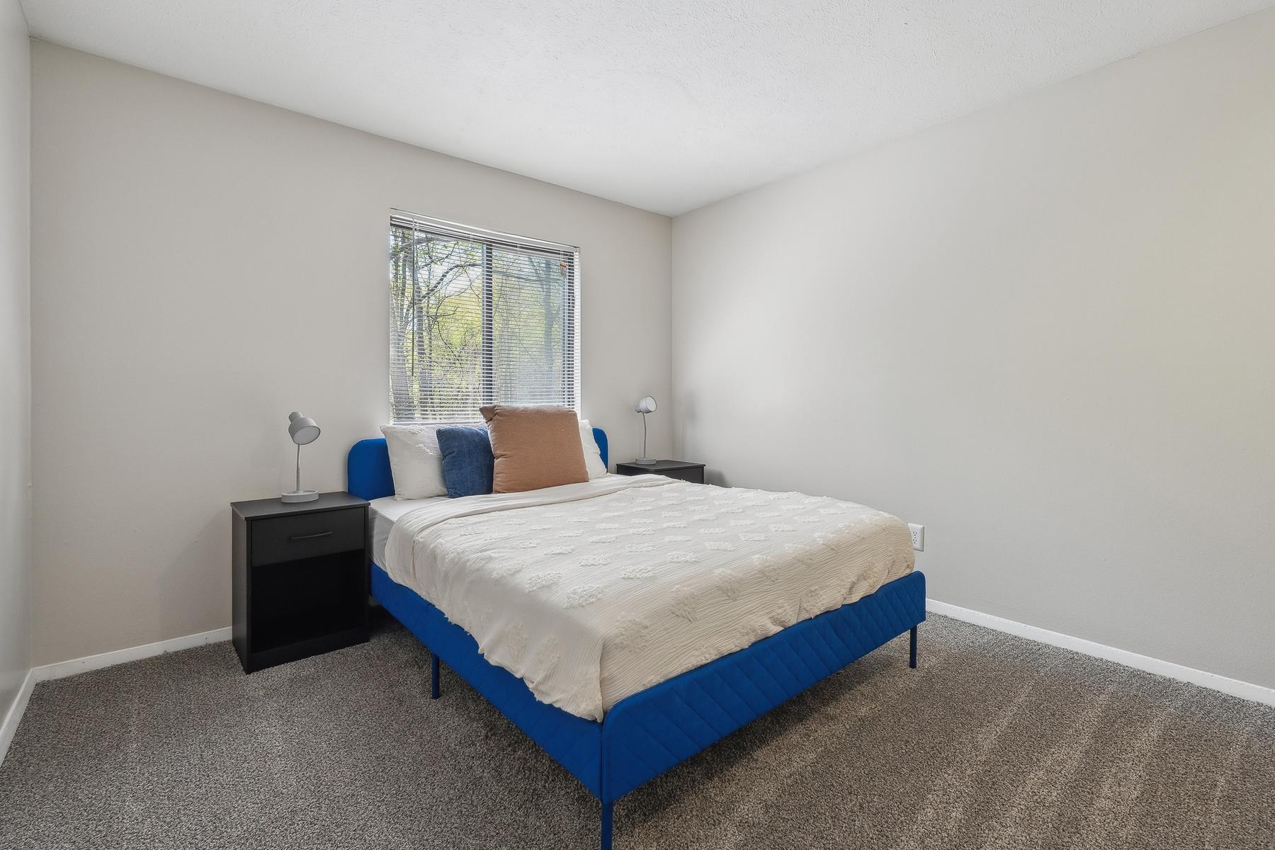 Northwoods apartment 8129-2B photo 2