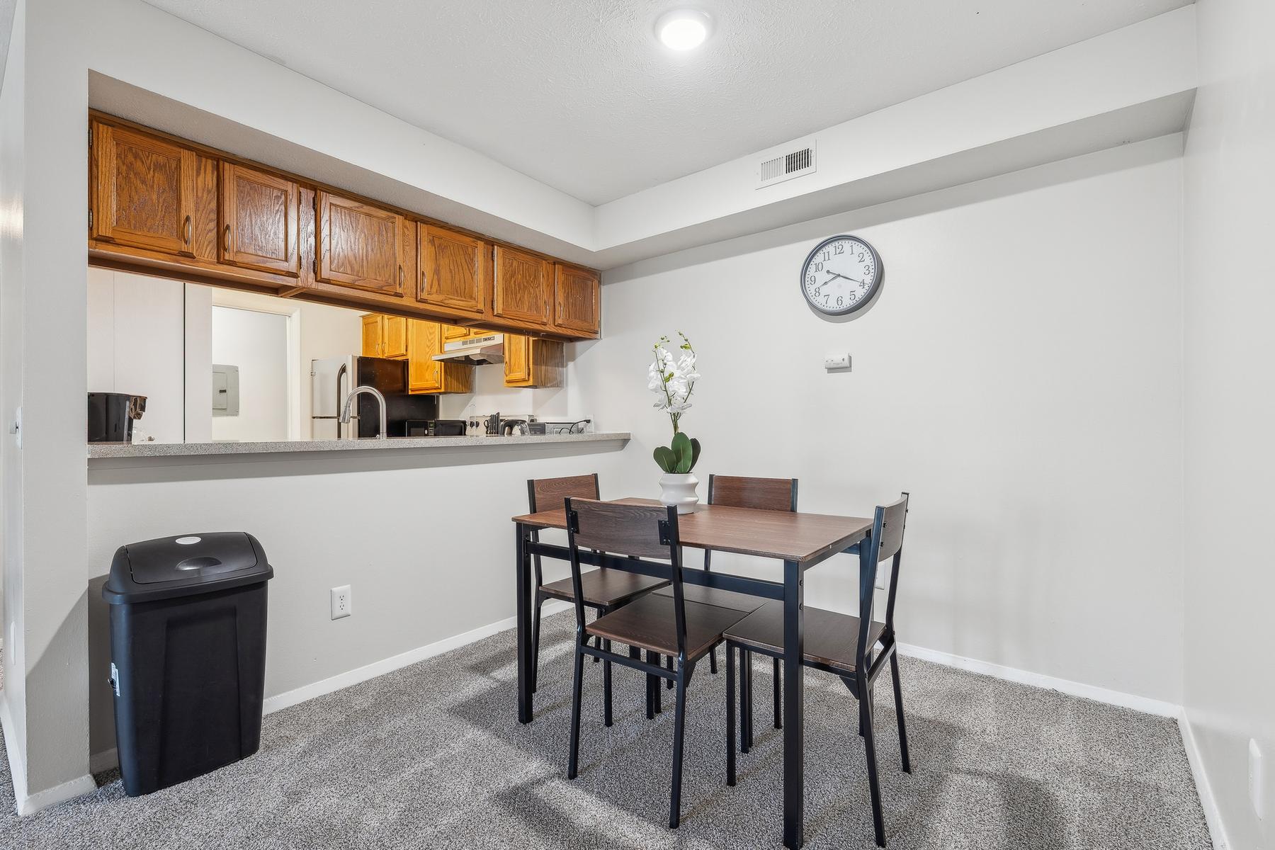 Northwoods apartment 8129-2B photo 5