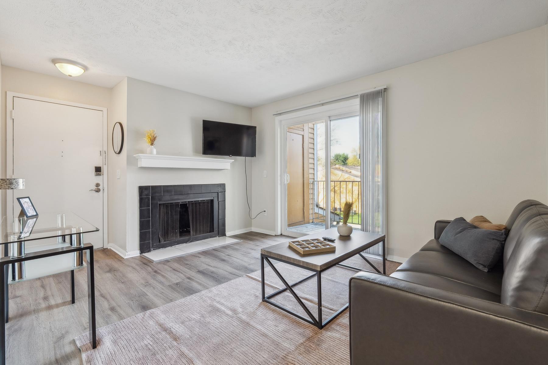 Northwoods apartment 8204-2A photo 4