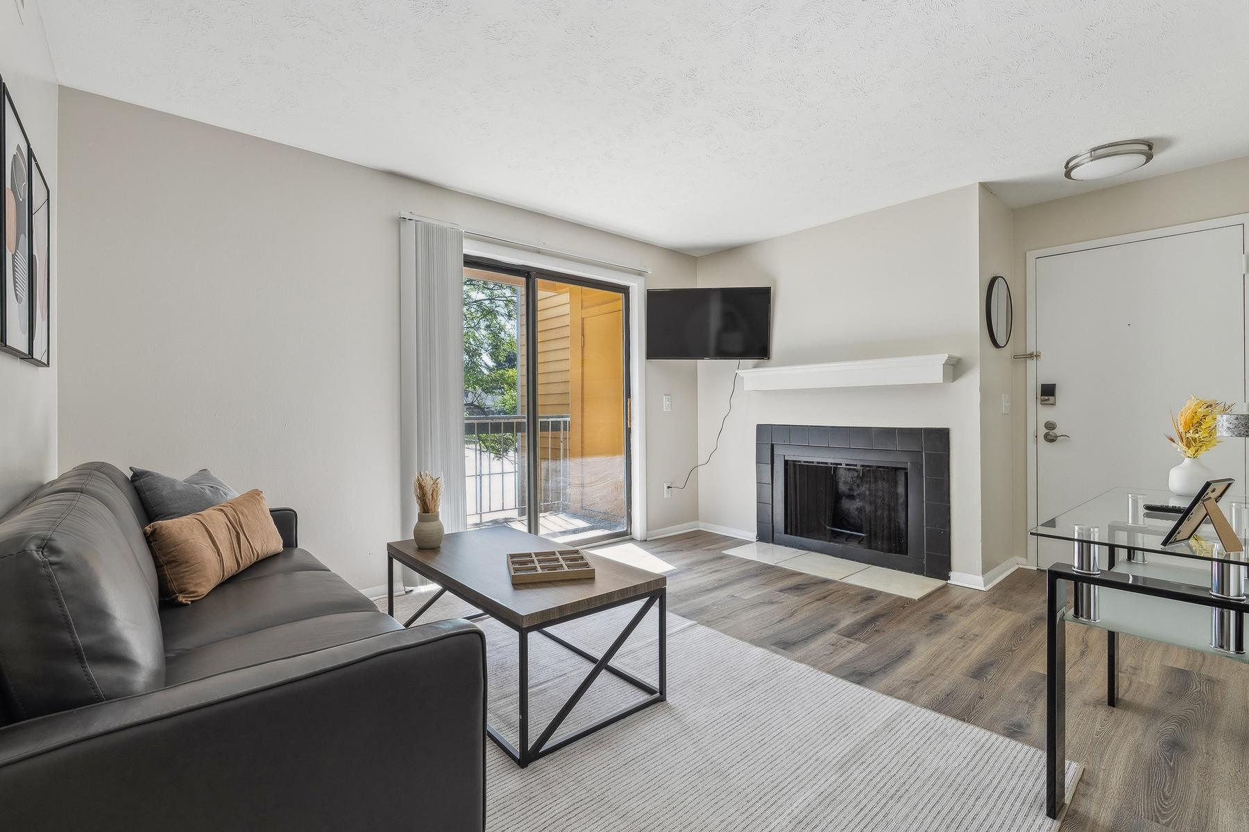 Northwoods apartment 8208-2B