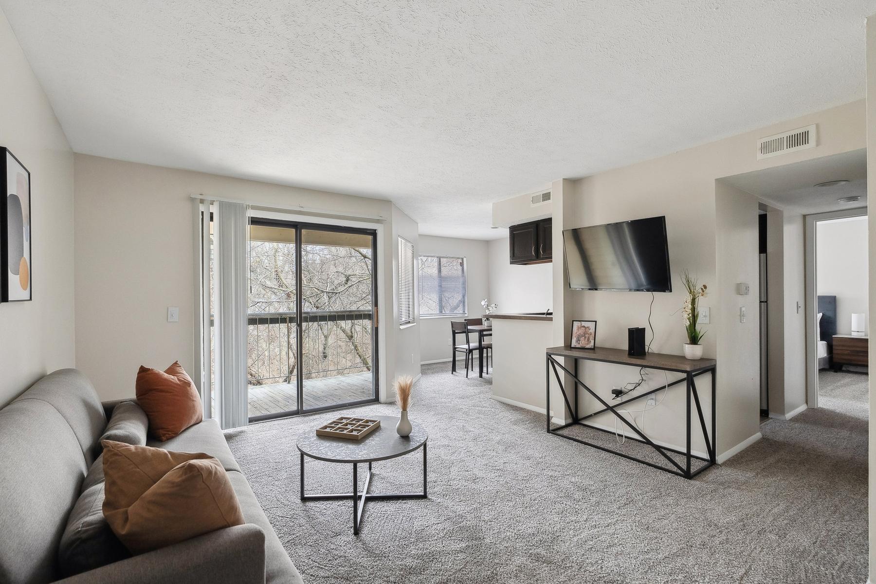 Northwoods apartment 8241-2A