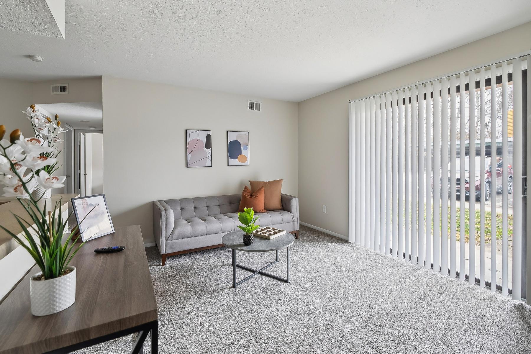 Northwoods apartment 8241-2D photo 4