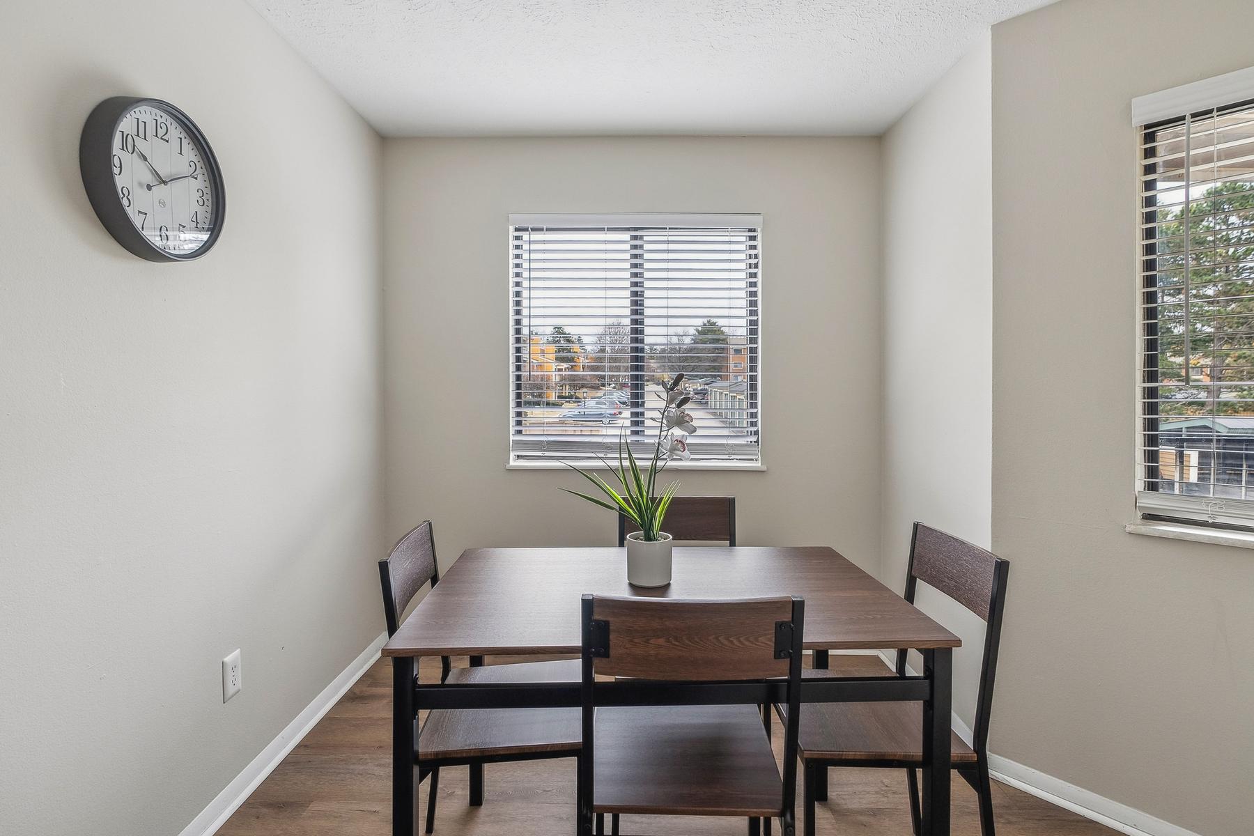 Northwoods apartment 8245-1D photo 5